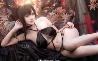 阳炎型小菠萝cos博尔扎诺，展现“碧蓝航线COSPLAY”的绝美诱惑