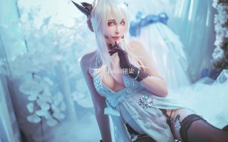 coser@Sakiiii翎柒在《Fate/Grand Order》化身性感美丽的阿尔托莉雅